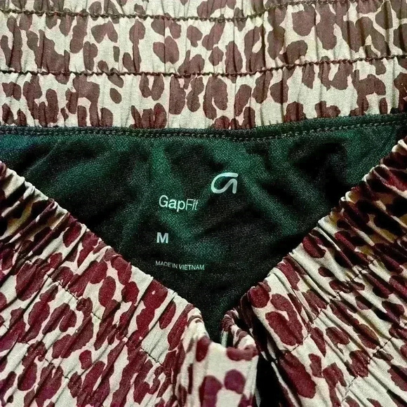 Gapfit Shorts - Picture 1 of 3